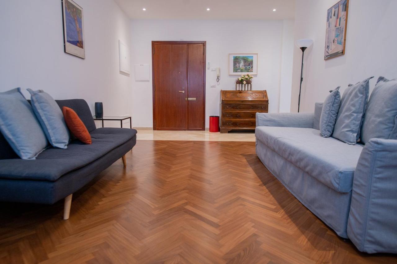 Dall Arca Smart Flat - Central Station Checkpoint Bari Buitenkant foto